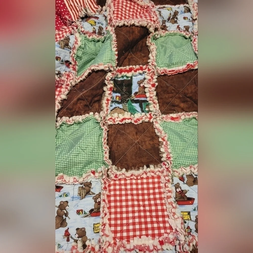 Handmade rag throw quilt fishing bears New